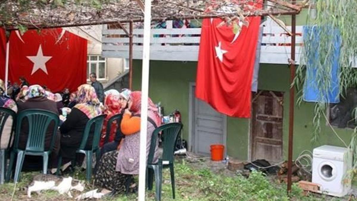 Başbakan'dan şehit evi talimatı