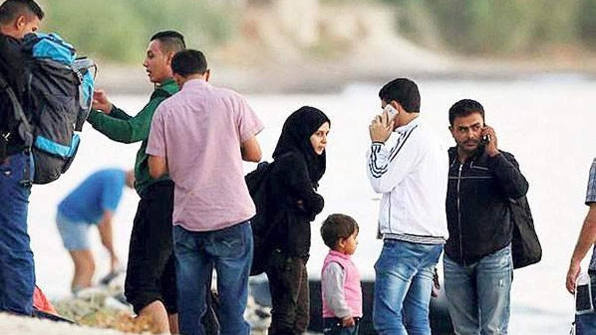 Kaçakları ıssız adaya bıraktılar
