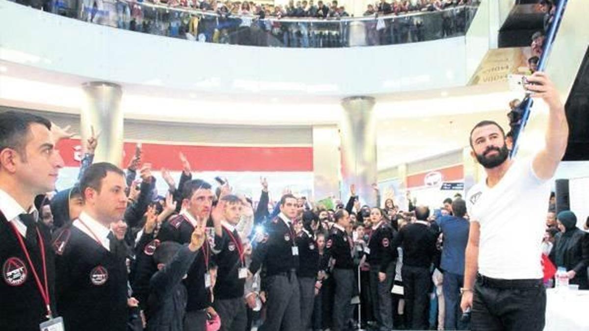 Şarkıcılık teklifi aldım