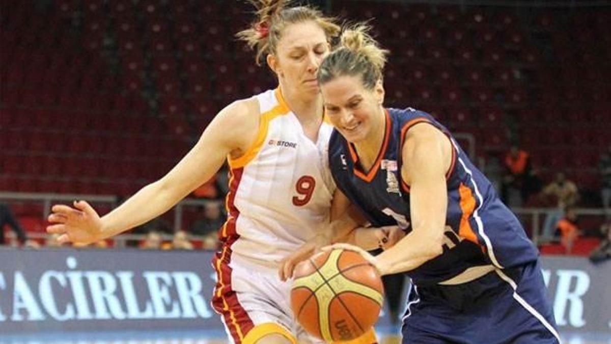 G.Saray deplasmanda güldü