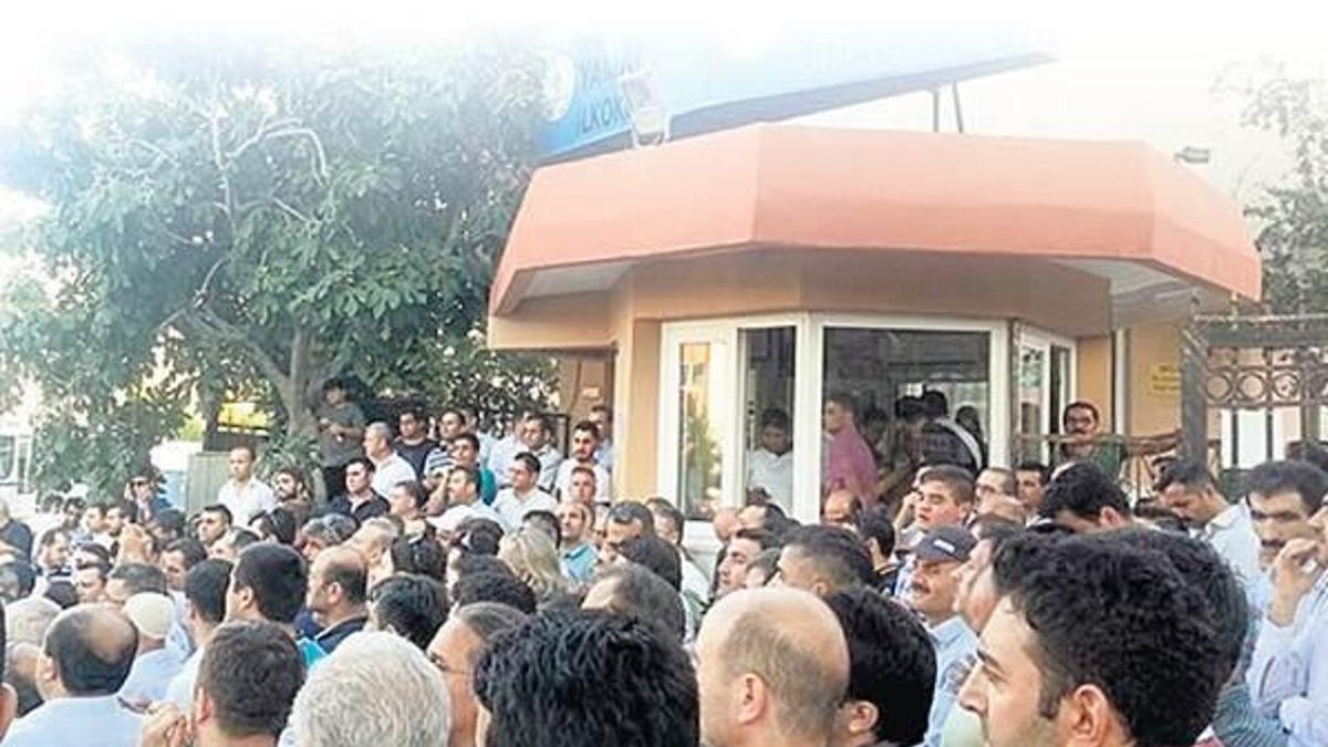 Yamanlar’ın 15 öğrencisi Gülen gibi ilk 100’e girdi