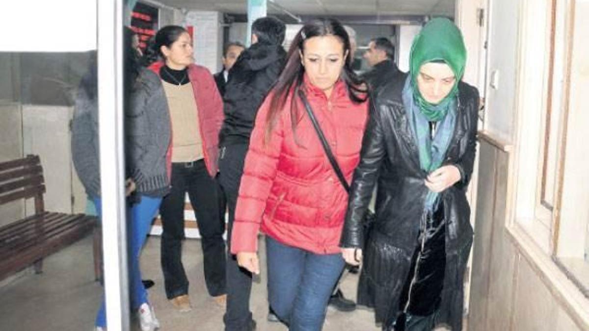 Kelepçe tartışması dinmedi