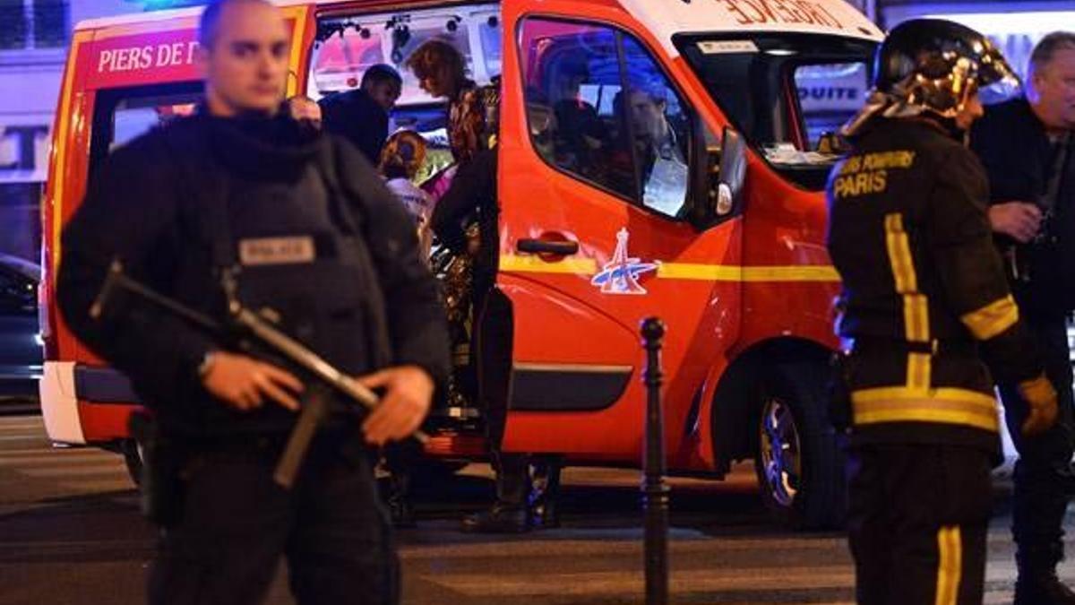 'Paris'in ortasında savaş'