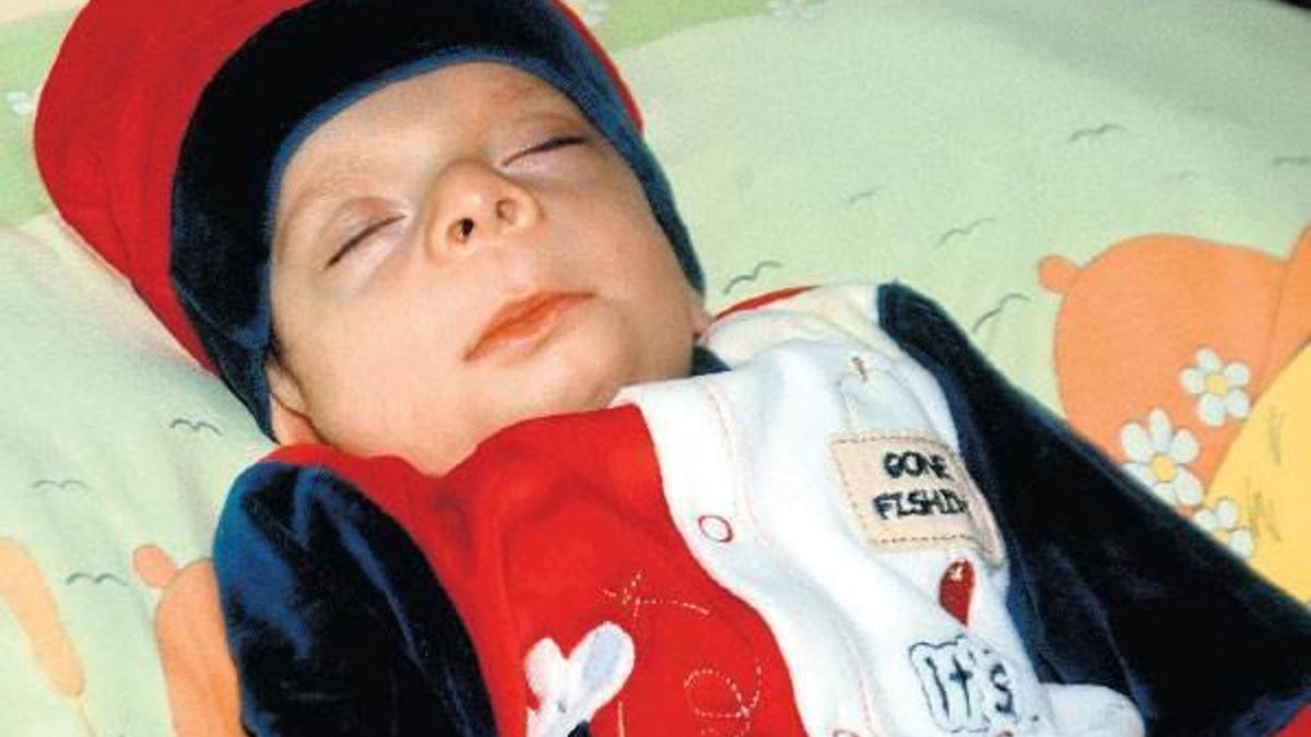 İdris bebek yaşam  mücadelesini kazandı