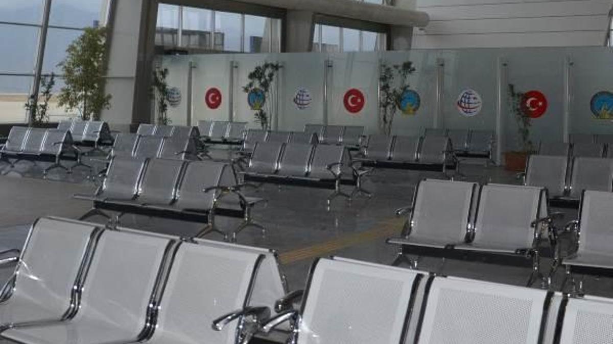 Hakkari'nin dünyaya açılan kapısına "terör" engeli