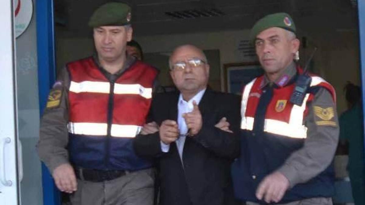 Kıskançlık krizine girip dehşet saçan koca teslim oldu