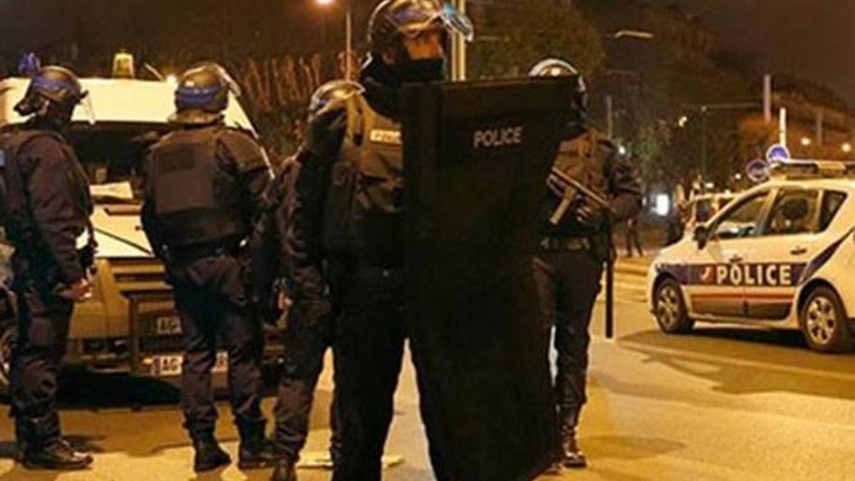 Paris'teki saldırının emri cep telefonundan kısa mesajla verilmiş
