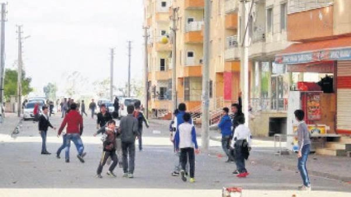 Nusaybin’de yasak altında oyun