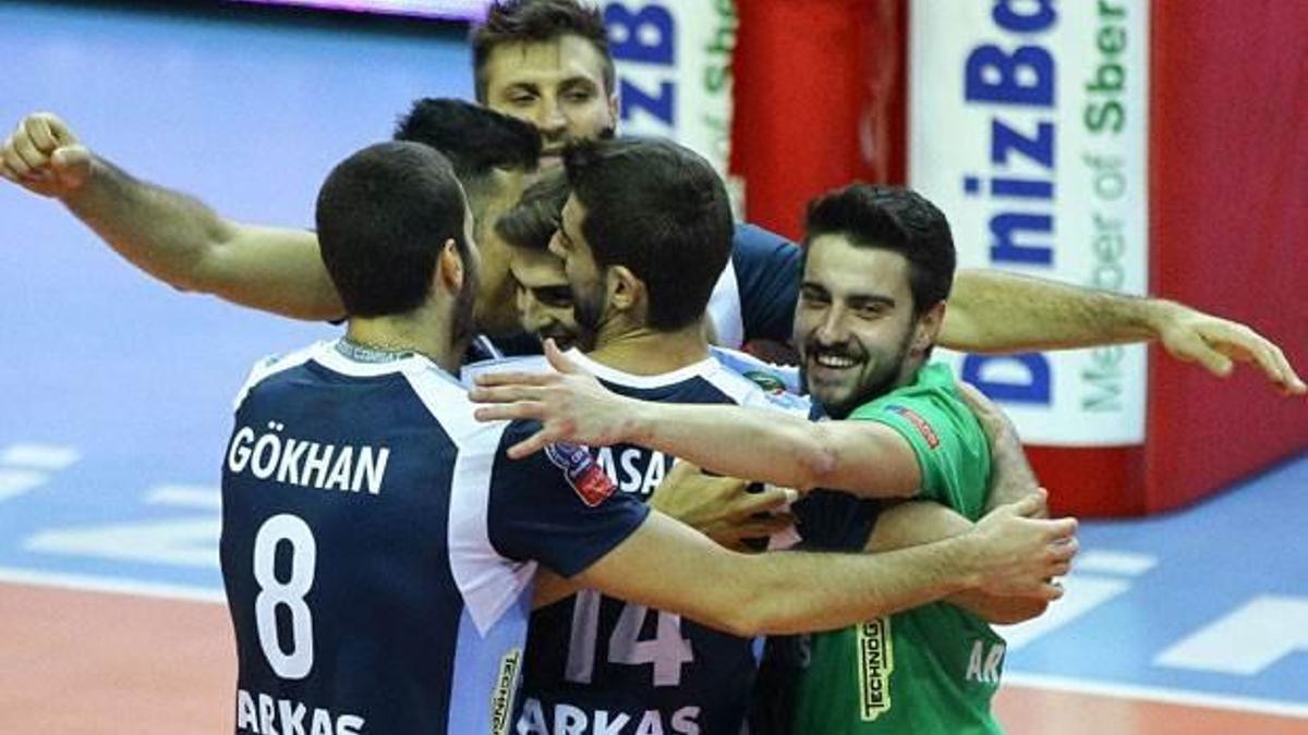 Arkas Beşiktaş'ı devirdi!