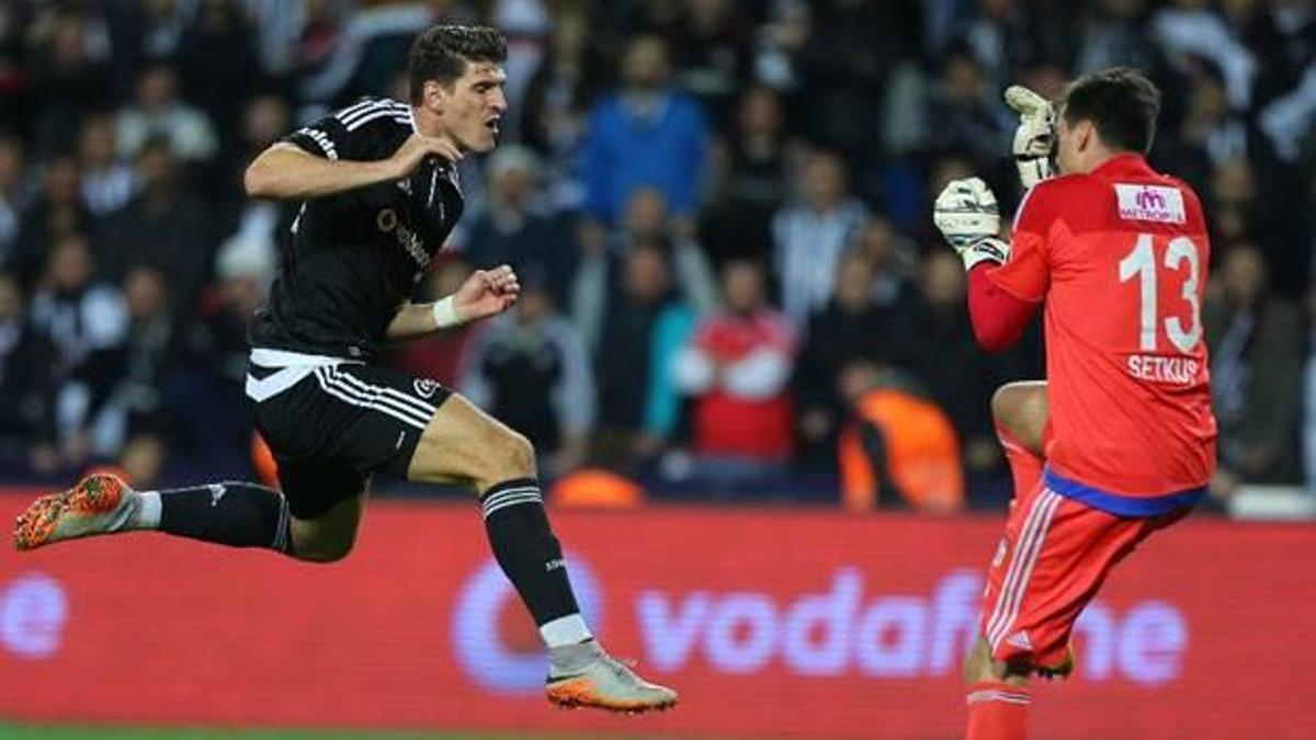 Süper Mario, Hugo'yu hatırlattı