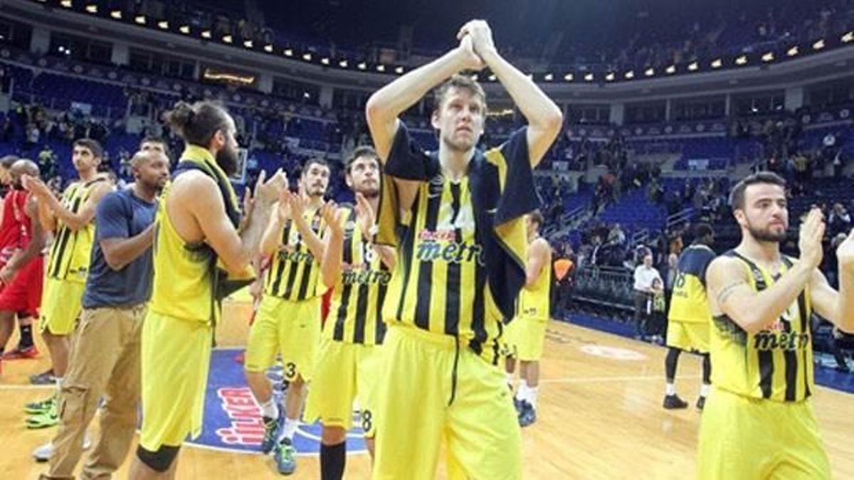 Fenerbahçe TOP 16'ya Fransız kalmadı