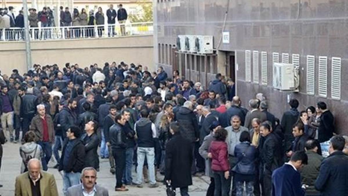Tahir Elçi'nin ön otopsi raporu: Atış mesafesi 'uzak atış mesafesi'
