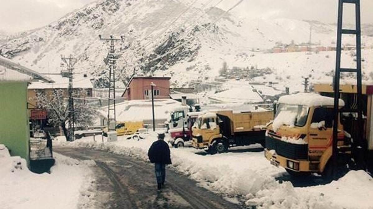 Tunceli'de 29 köy yolu kapandı