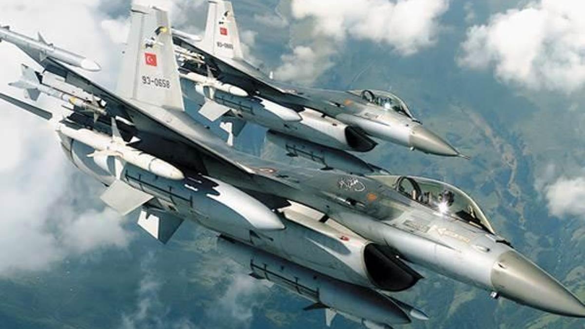 Şemdinli’de uçak hareketliliği