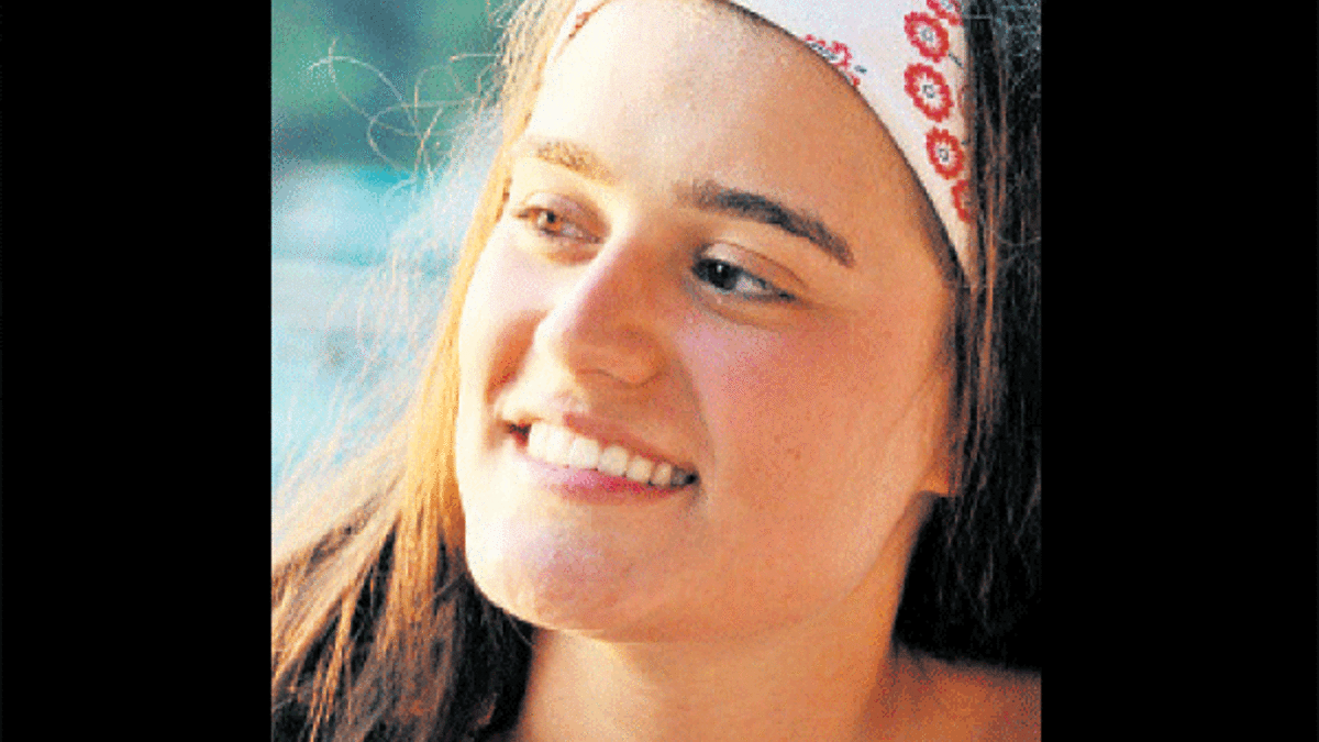 Aslı Nemutlu kusursuz
