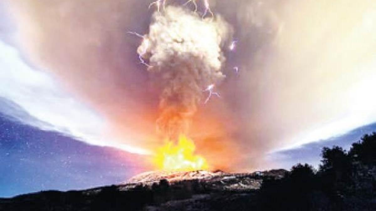 Etna’dan korkutan uyanış!