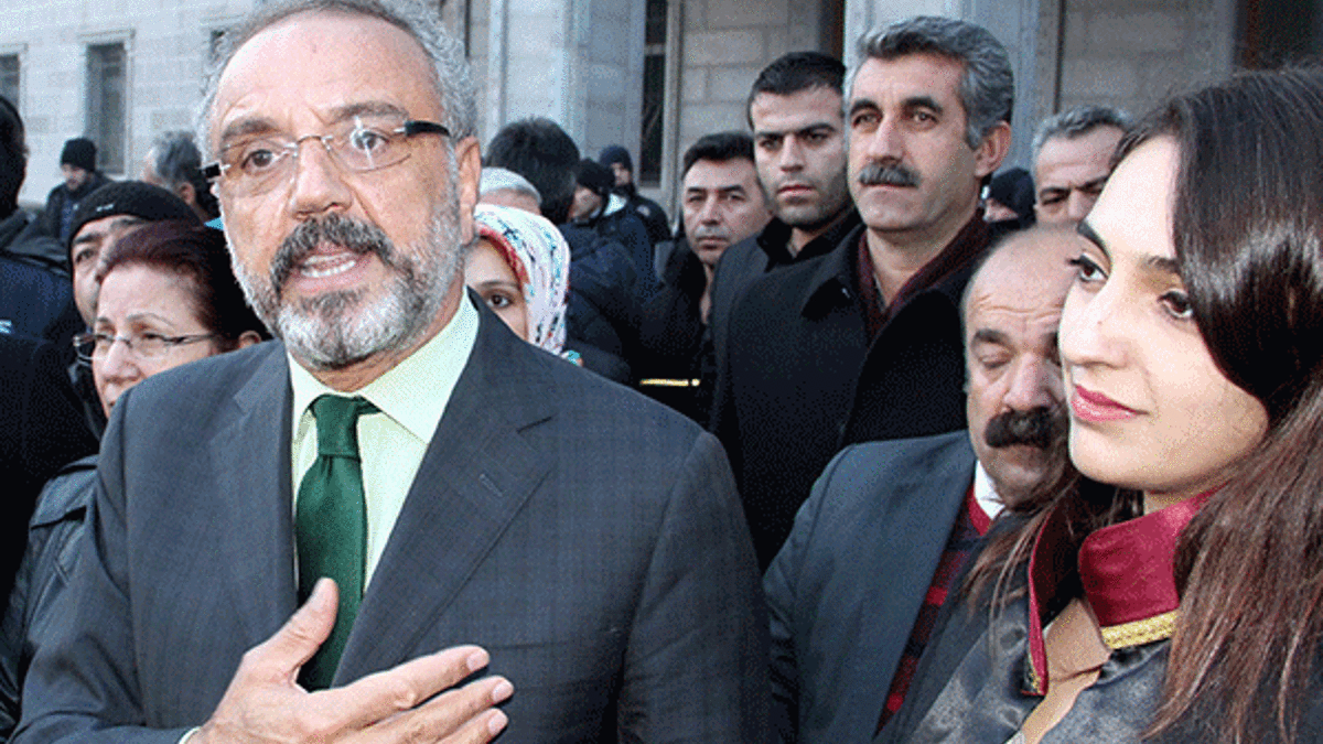 Ağrı Belediye Başkanı Sırrı Sakık beraat etti