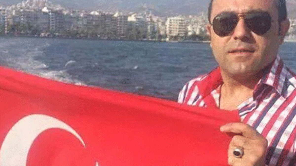 Teröristler polis kaçırdı!