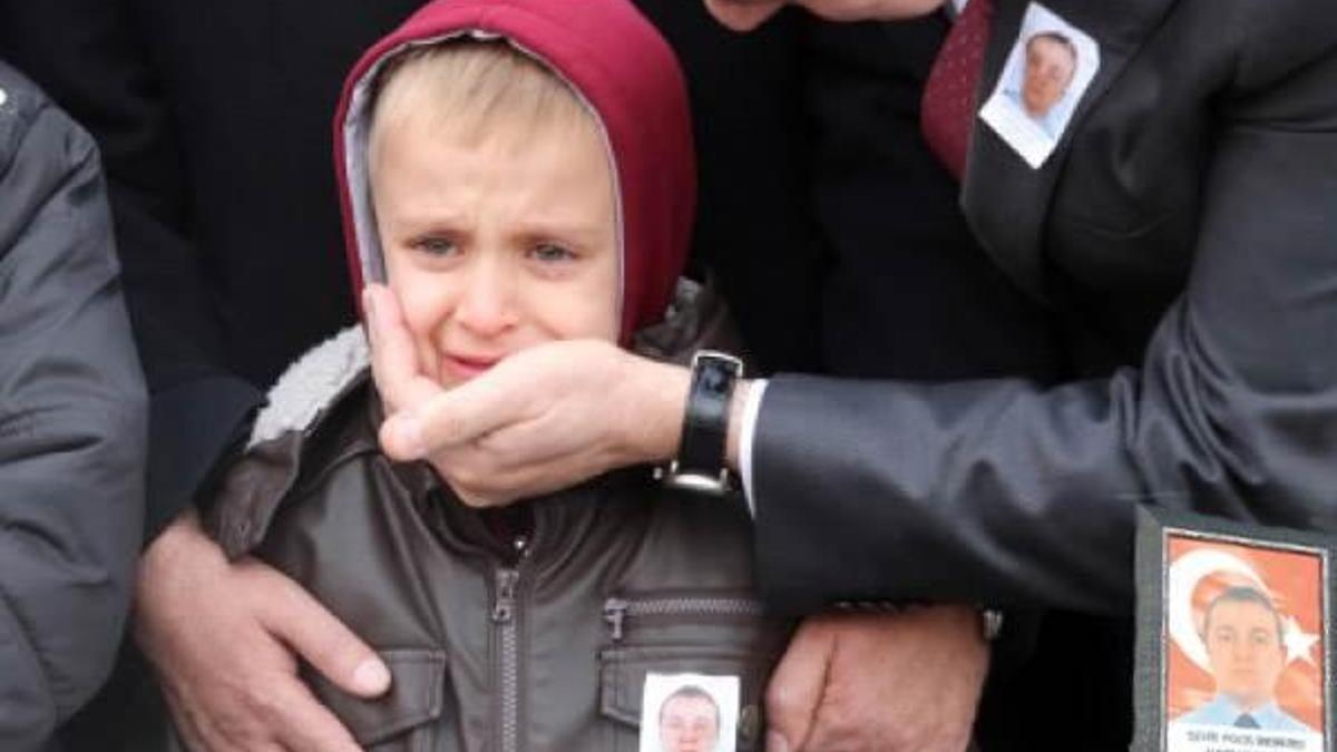 Eymen herkesi ağlattı