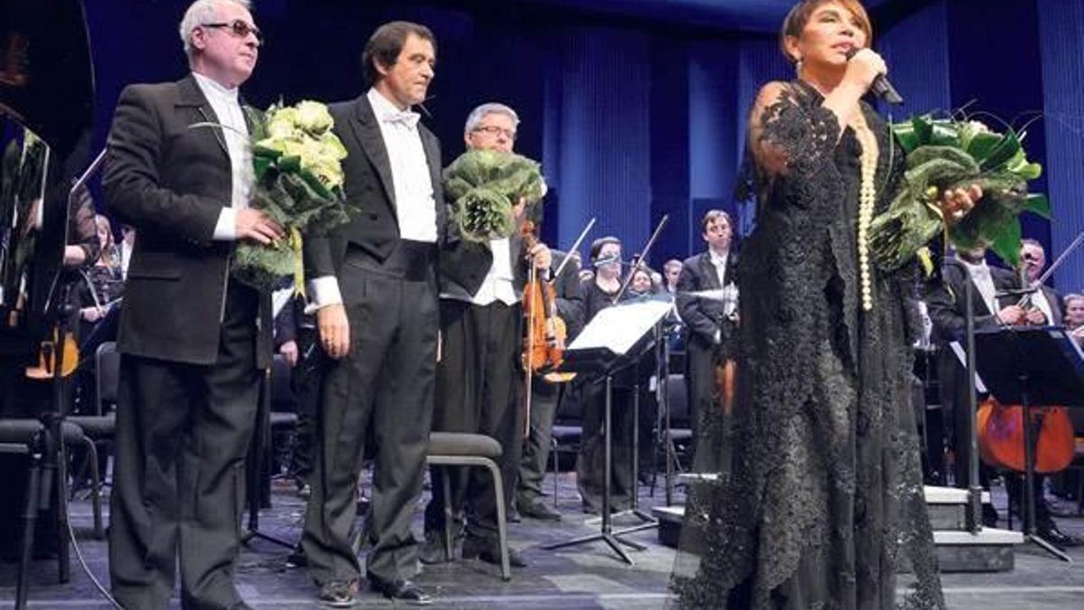Sesim çatlayana kadar şarkı söyleyeceğim