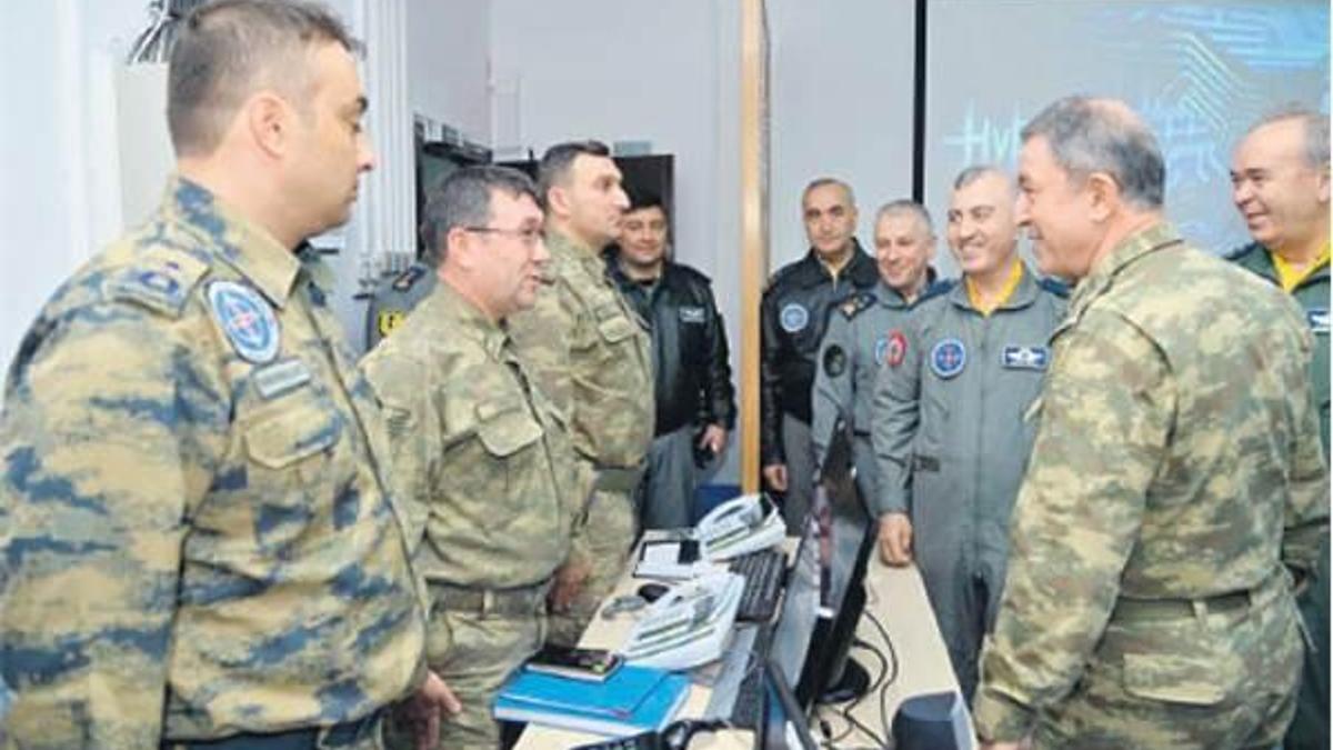 Org. Akar Kandil operasyonunu izledi