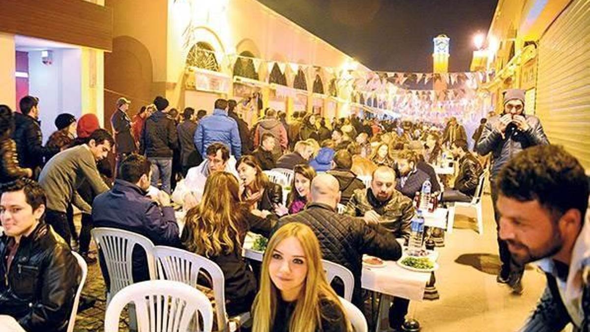 Kebap, şalgam, pompalı sabaha kadar dans!