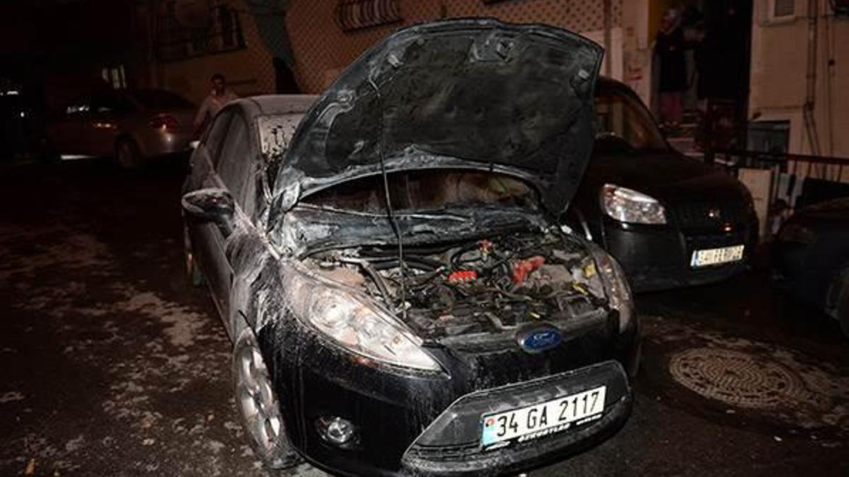 İstanbul'da 3 ilçede 8 araç kundaklandı
