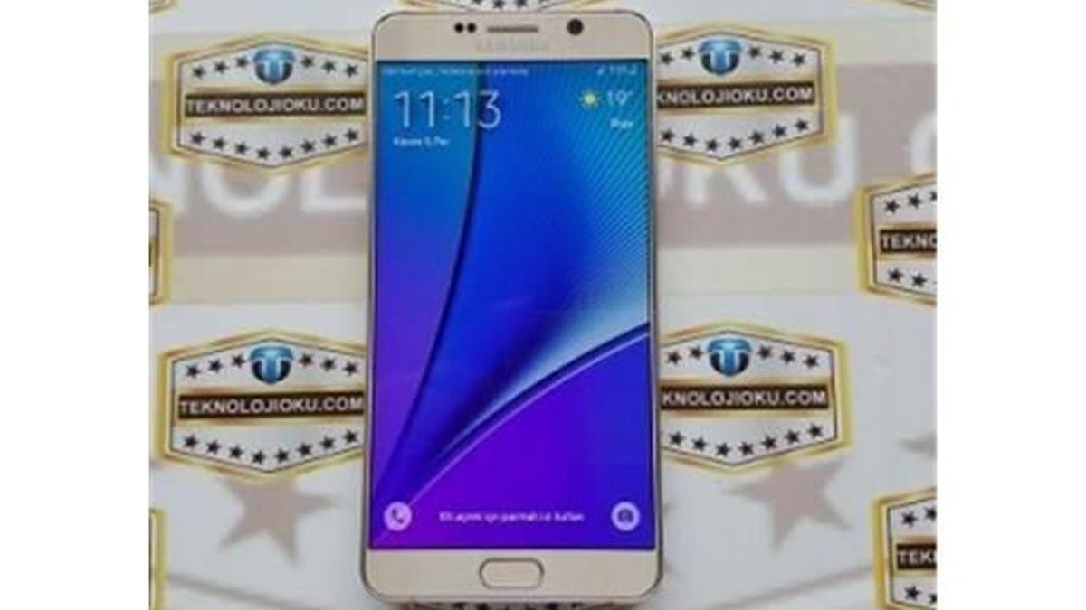 Samsung, 128GB'lık Galaxy Note 5'i anavatanında satışa çıkardı