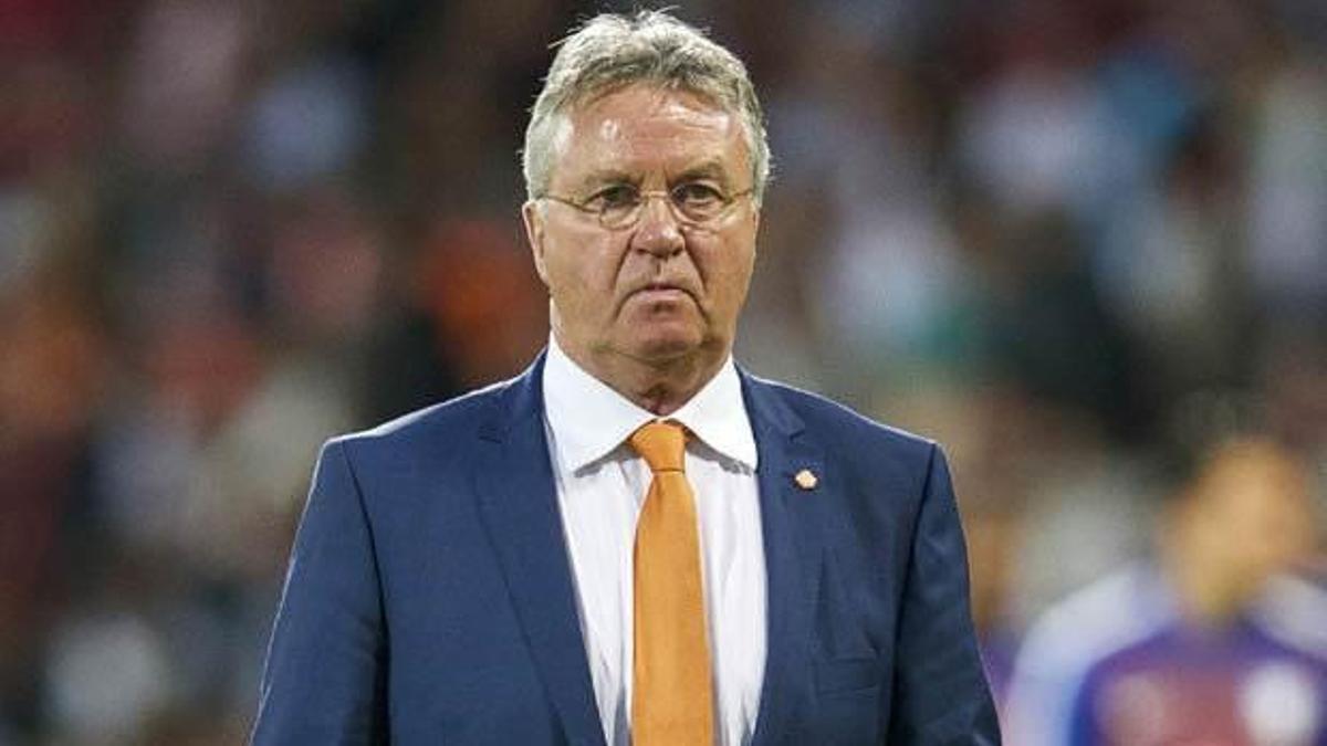 Chelsea'nin yeni hocası Hiddink