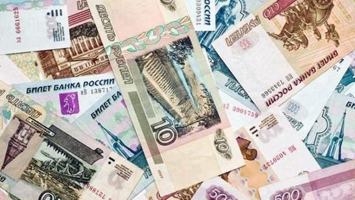 Rus rublesindeki değer kaybının sürmesi bekleniyor