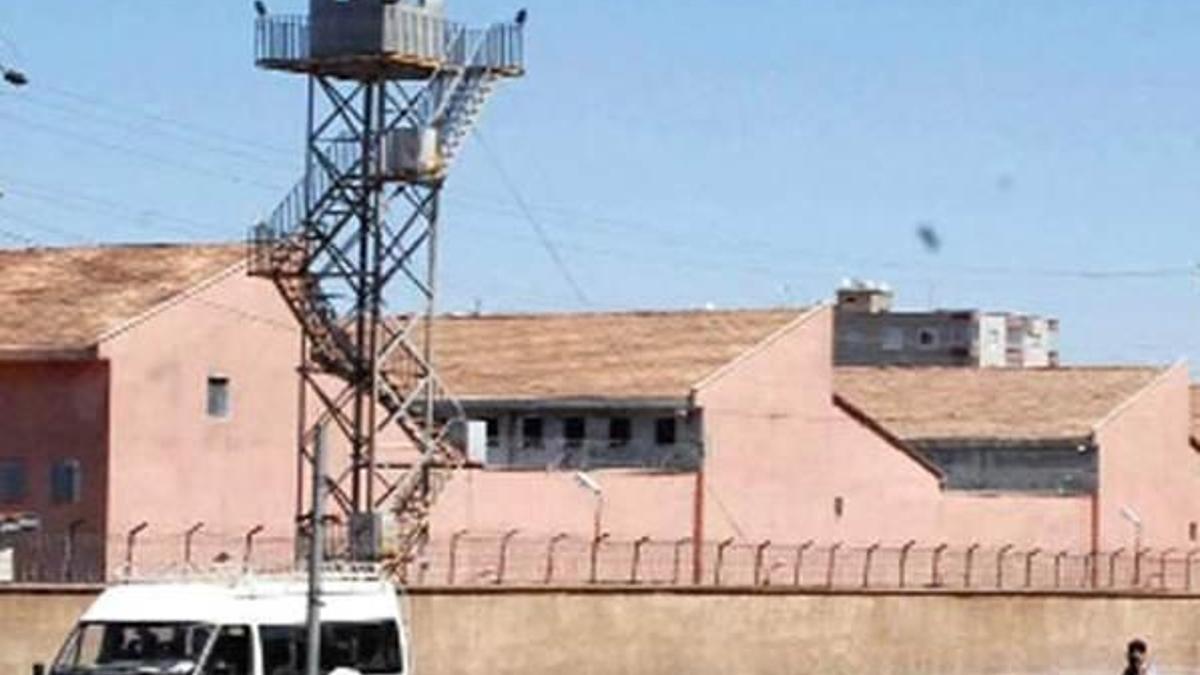 Diyarbakır’ın 5 ilçesindeki cezaevleri kapatıldı