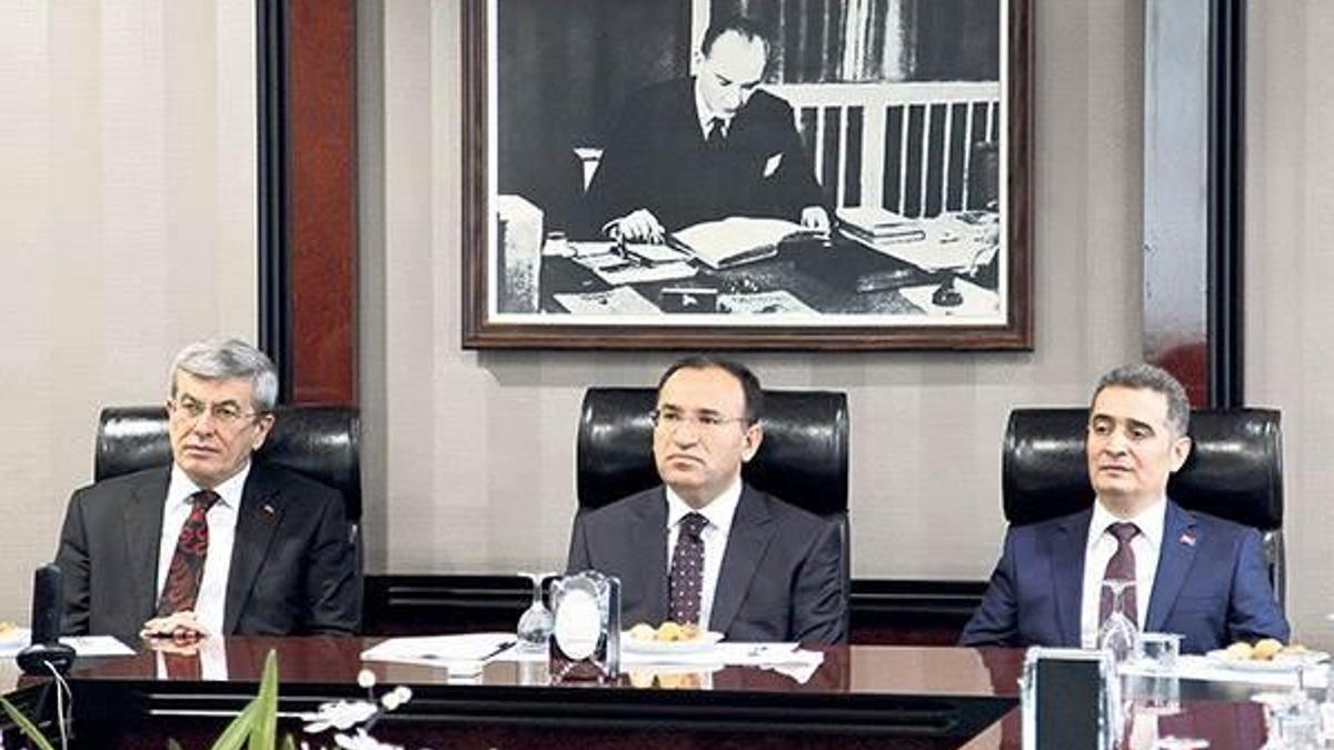 ‘Umarım ifade vermek yerine buraya gelir...’