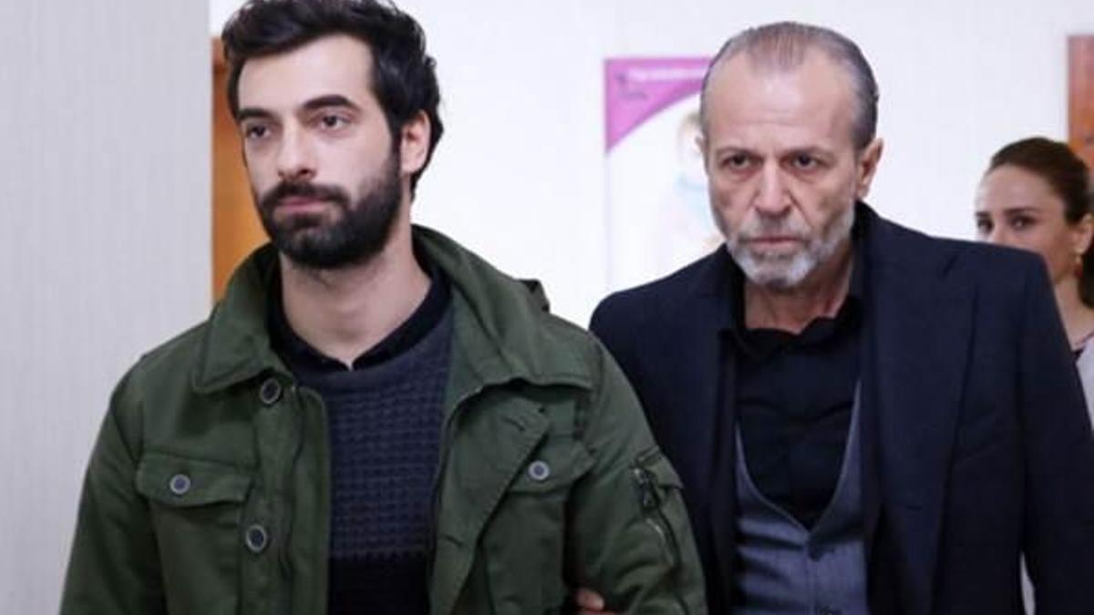 Poyraz Karayel'de şok ayrılık