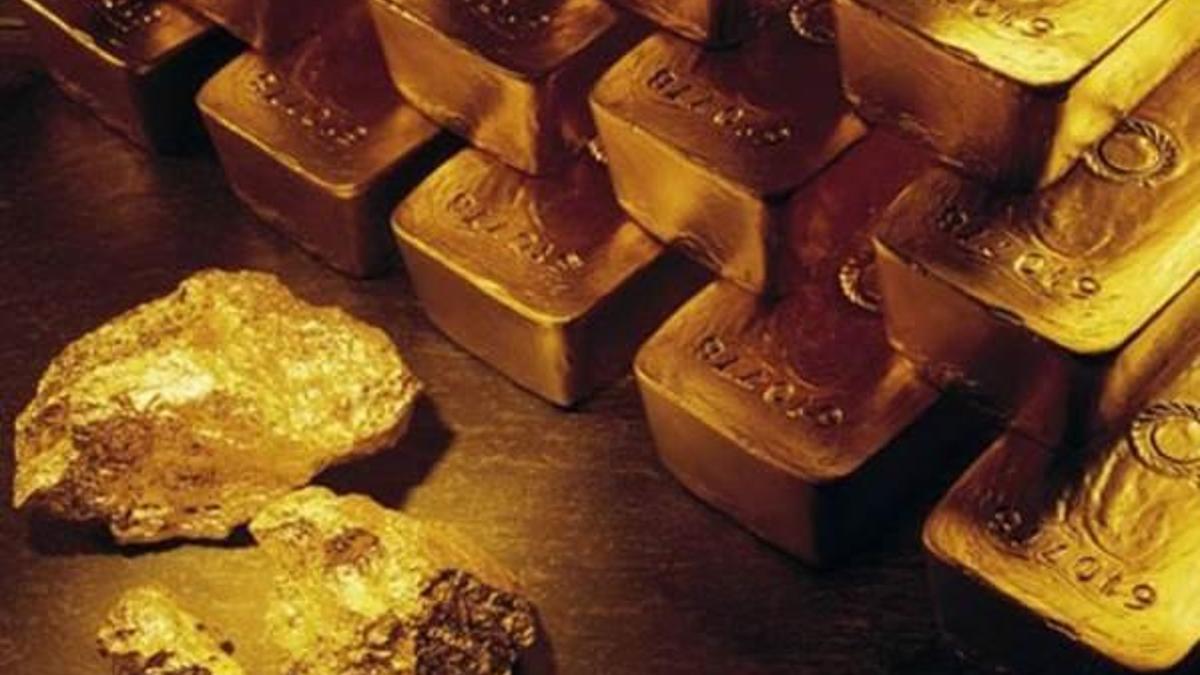 Makatından külçe altın çıktı