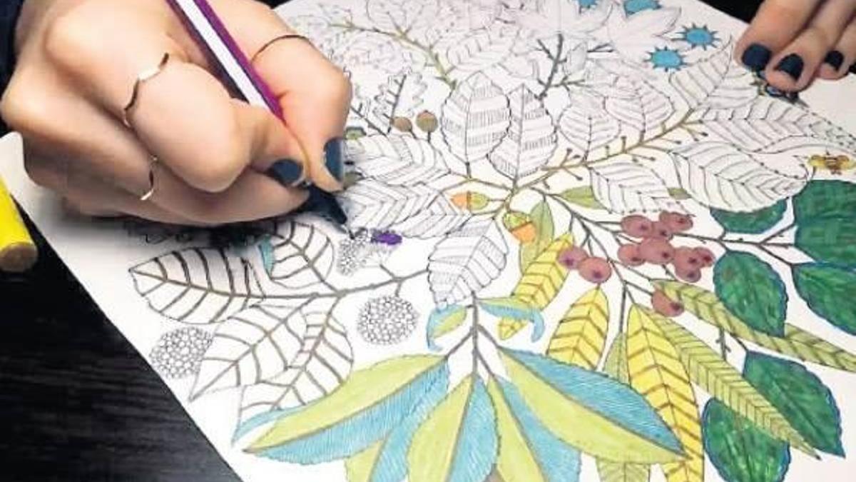 Yetişkinlerde de boyama kitabı salgını başladı