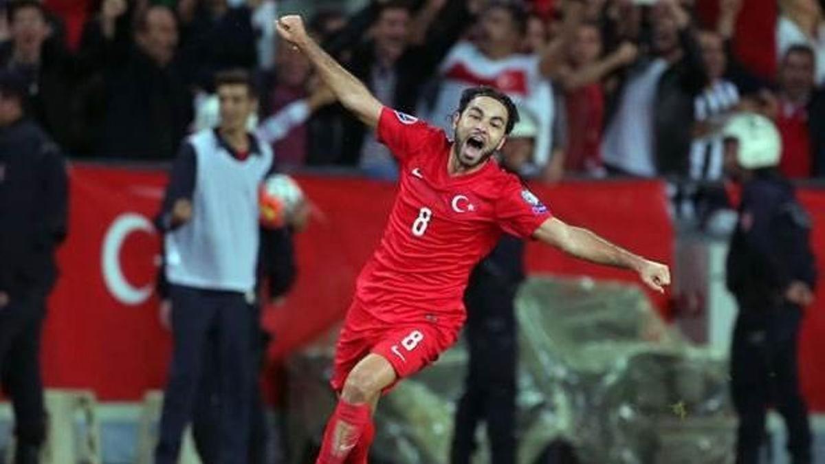 UEFA'da yılın golü Selçuk İnan'dan