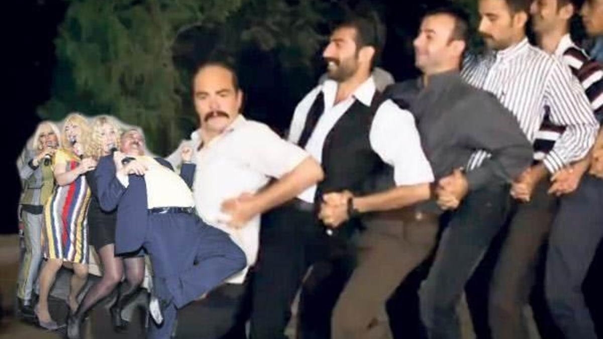 Düğün dernek halayı