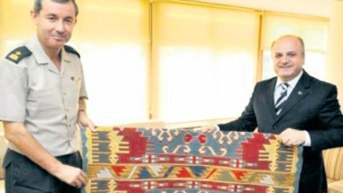 Tümgeneral Aydın tahliye edildi