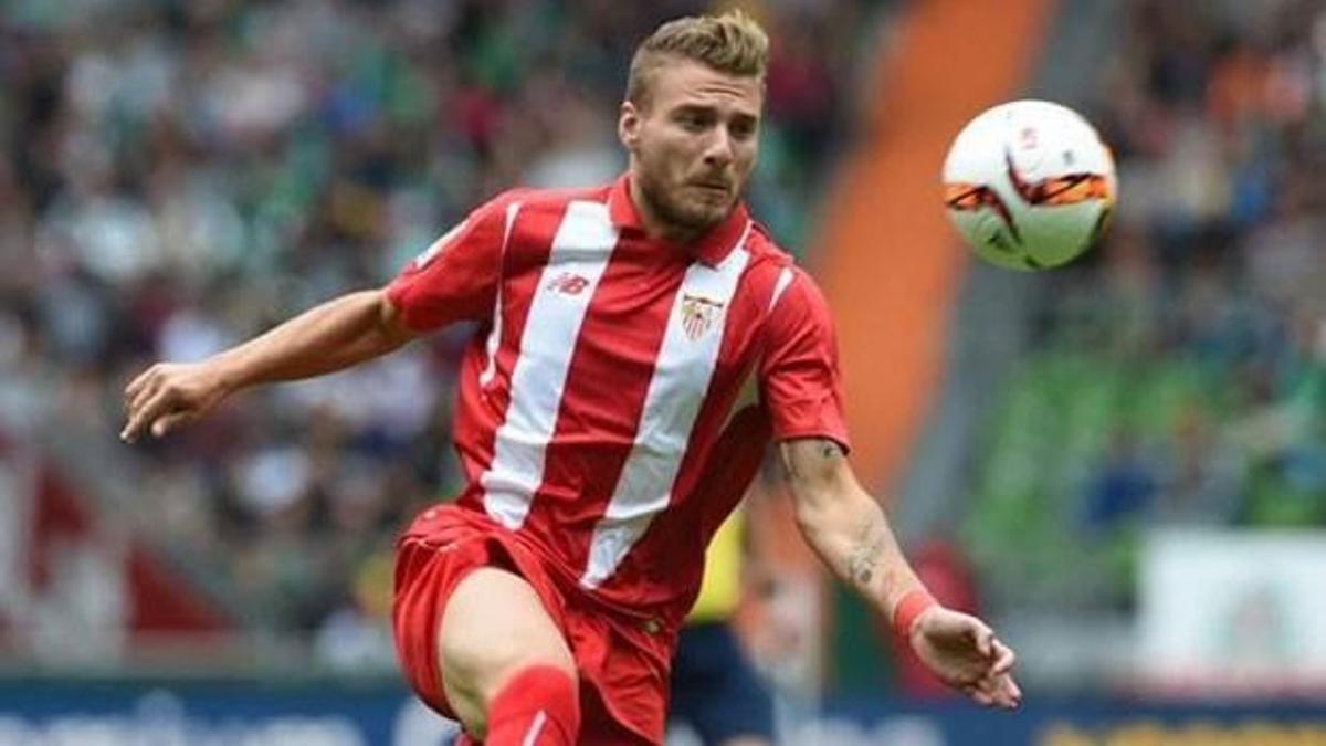 Immobile zora girdi