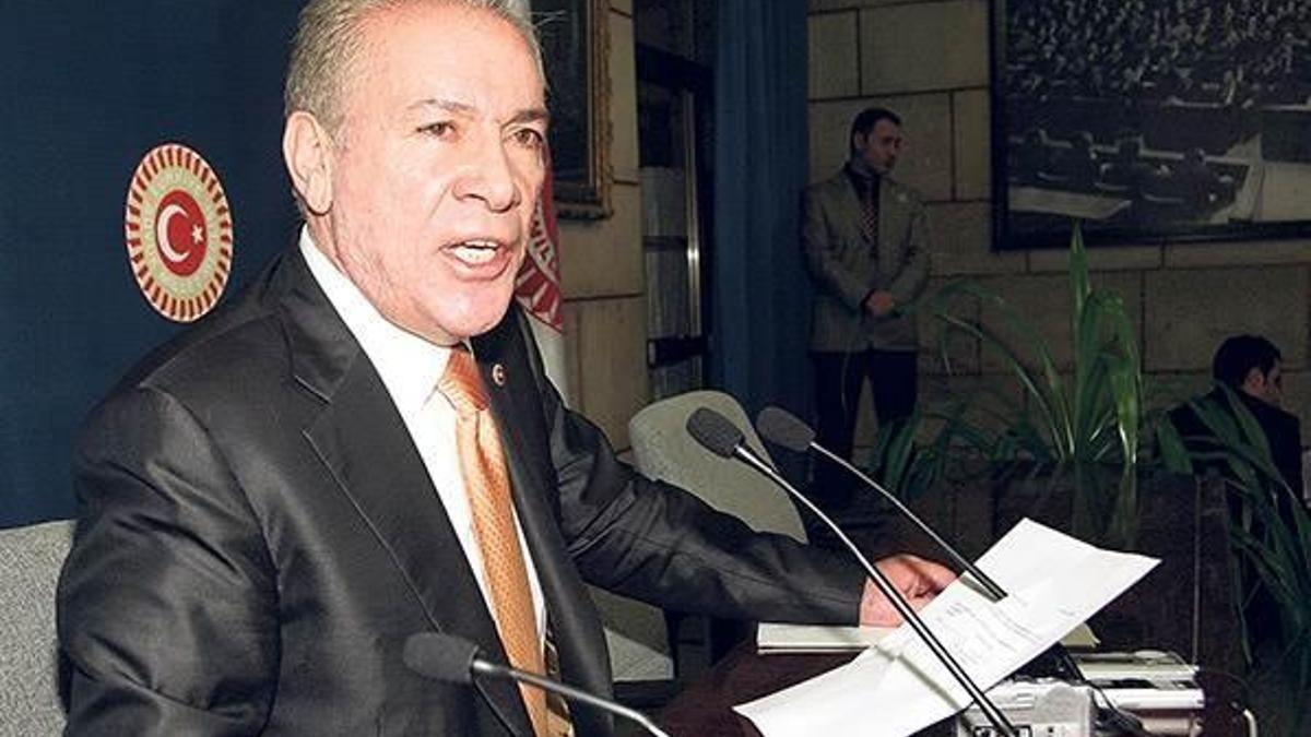 Hakaretten hapse girecek