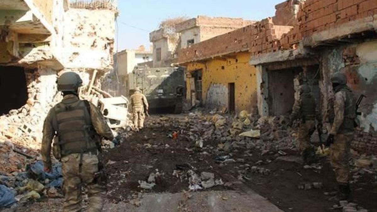 Sur’da yaralı asker sayısı 13’e yükseldi