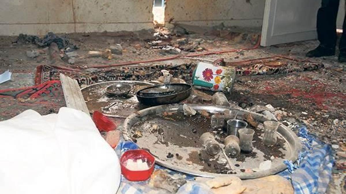 Evinde yemek yerken vuruldu!