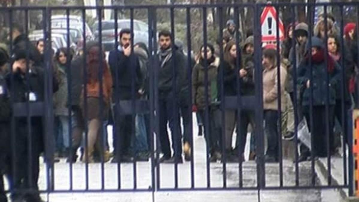Ankara Üniversitesi yine karıştı!