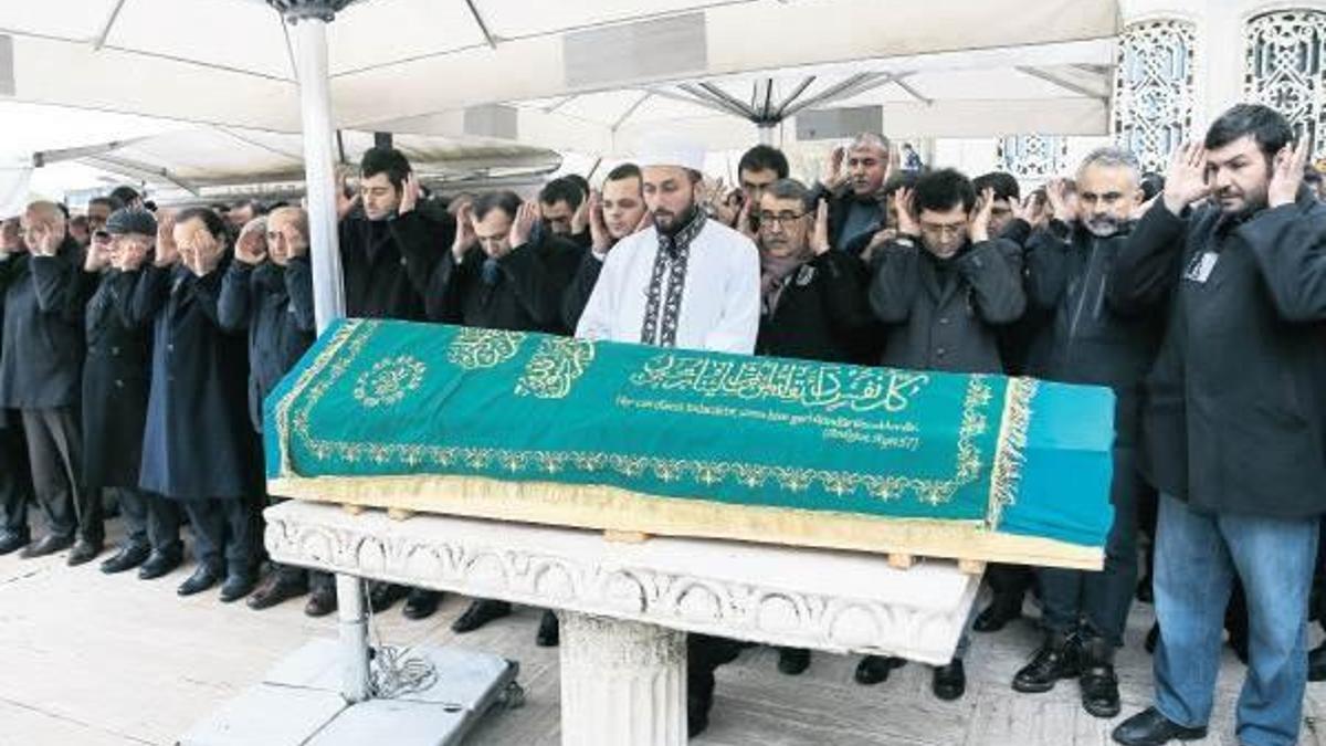 Halis Ağa son yolculuğa uğurlandı