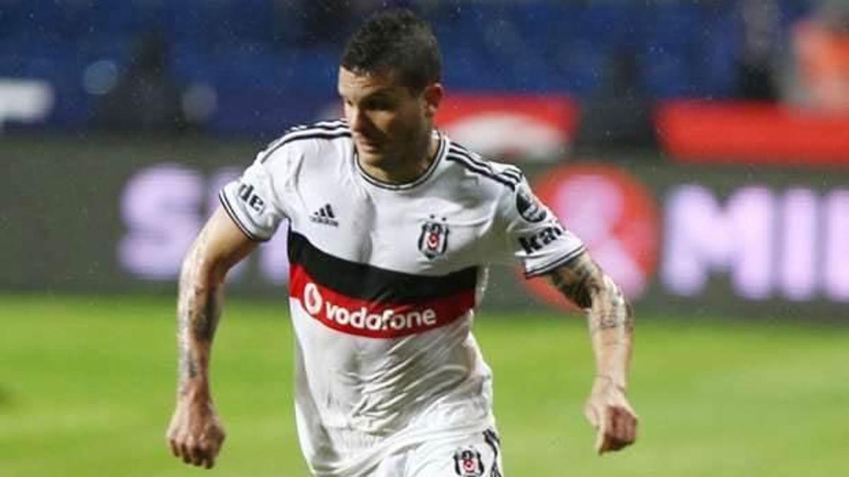 Motta tamam sıra Emre'de