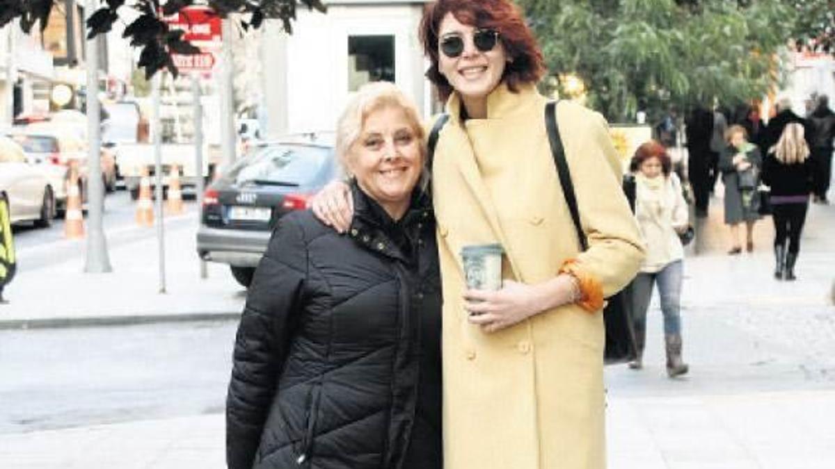 Hülya Avşar ikinci annem