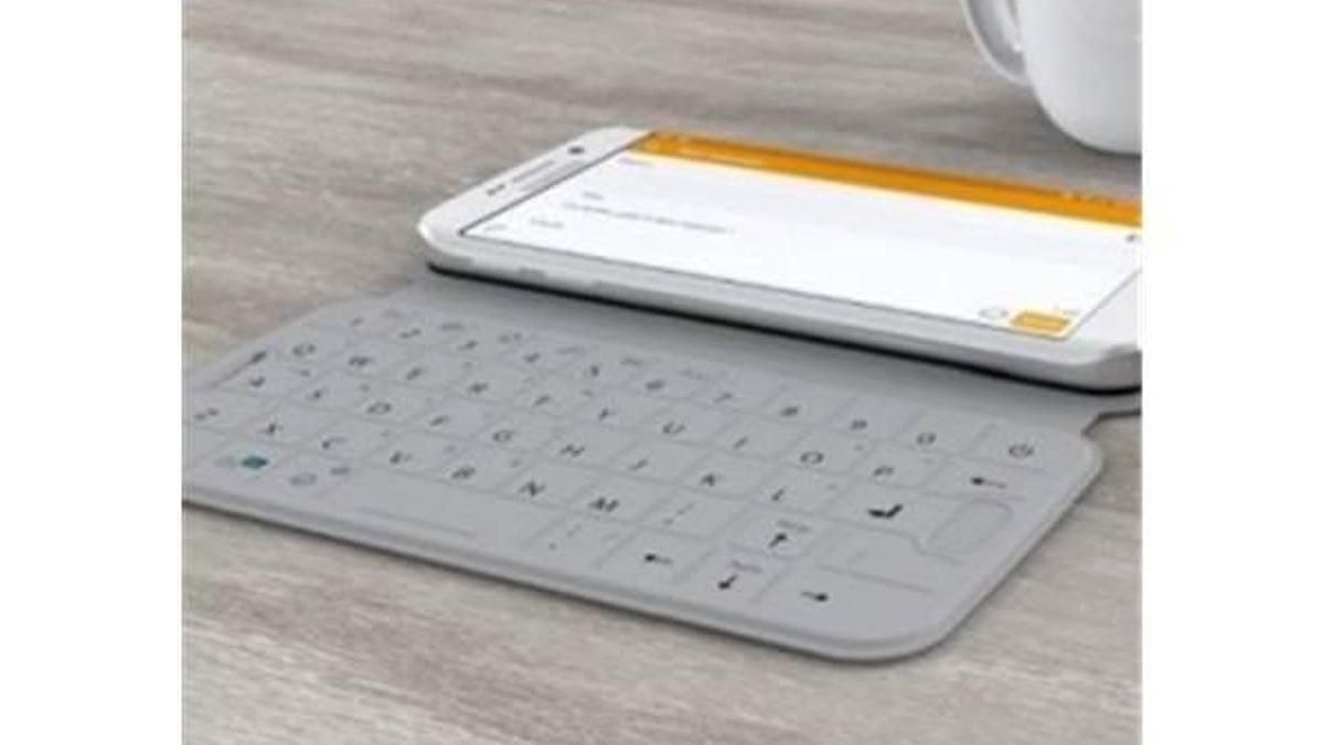 Galaxy S6 ve S6 Edge'e özel QWERTY klavyeli kılıflar