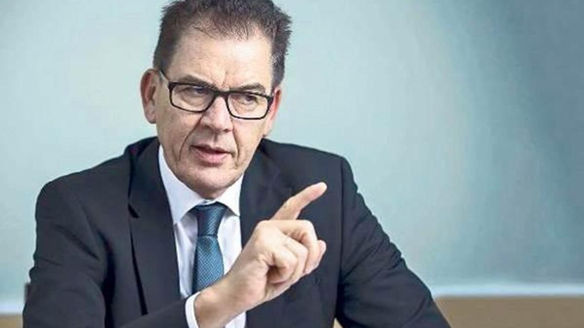 AB Türkiye’ye verdiği sözü yerine getirsin
