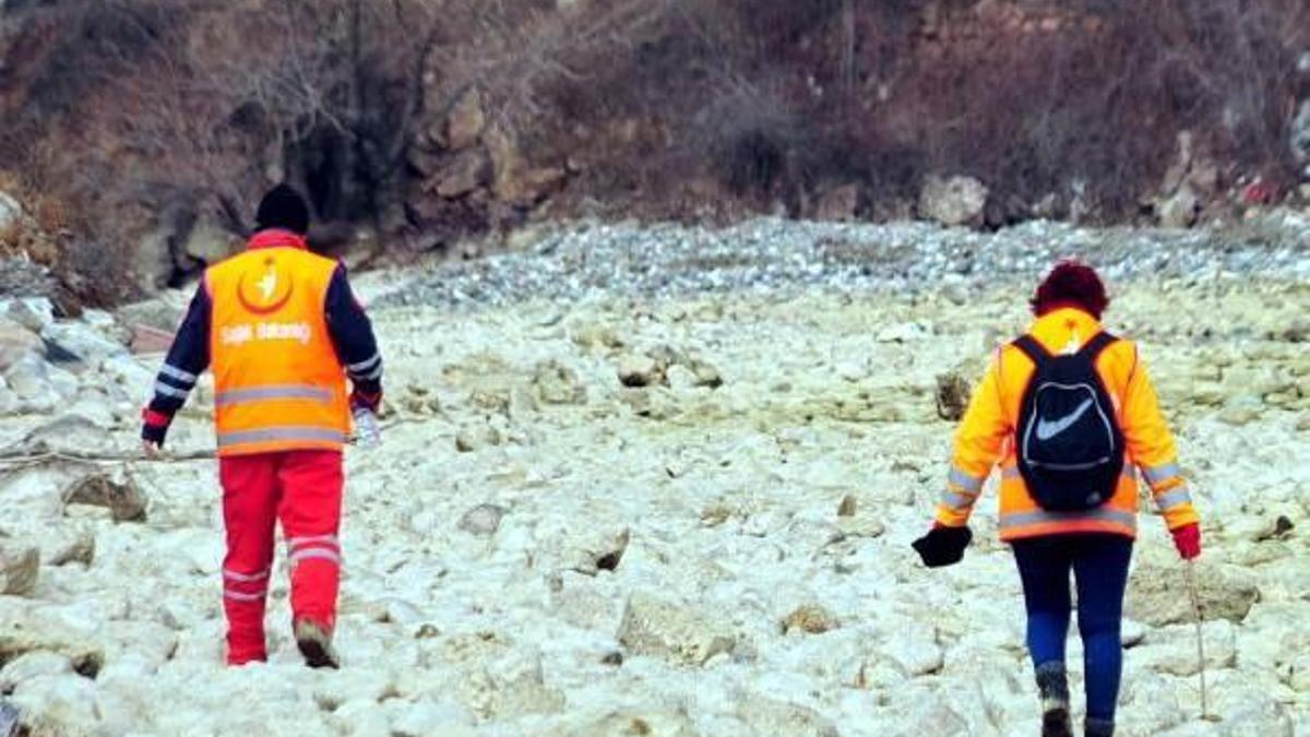 Kayıp 2 çocuk için Kelkit Çayı’nda yeniden arama başlatıldı