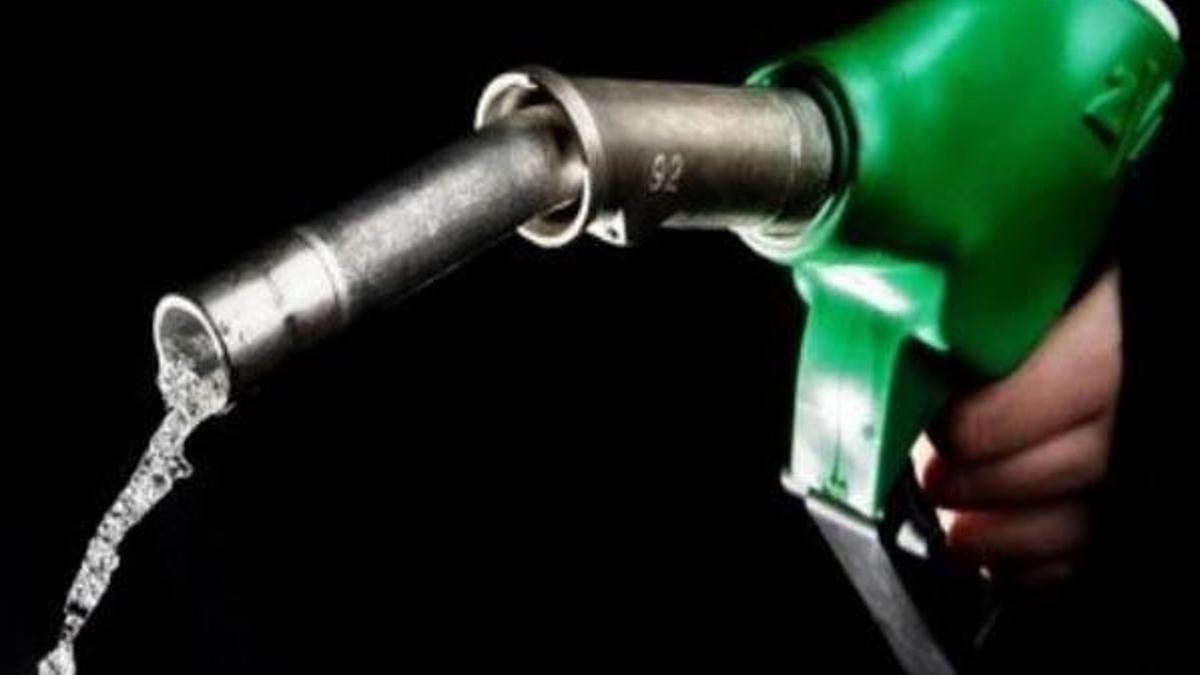 Düşen petrol fiyatları Türkiye'yi nasıl etkiliyor?